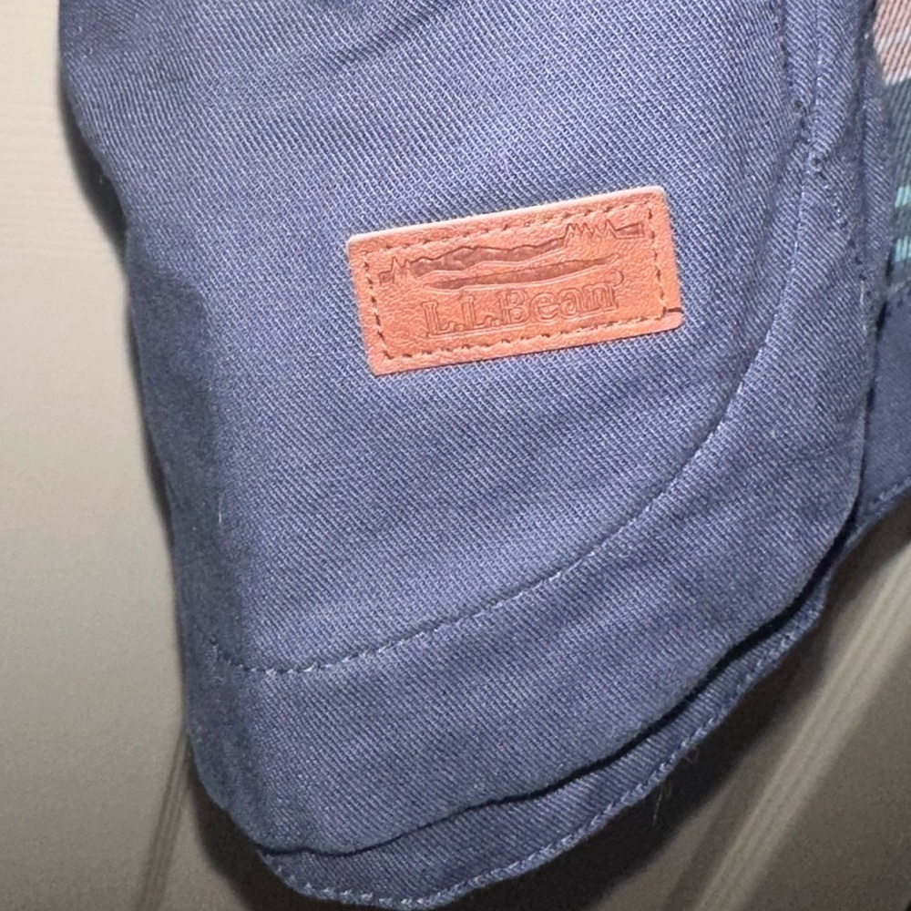 L.L. Bean Dark Blue Utility Jacket with White Sherpa Collar XS pet. outdoor fall - Picture 11 of 13